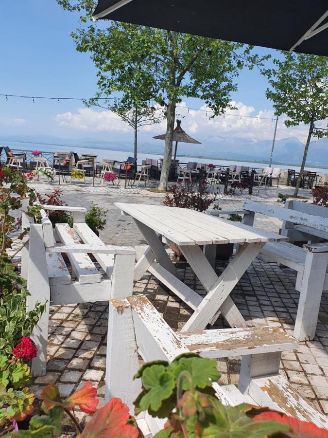 Hotel Piccolino Shkodër Exteriör bild