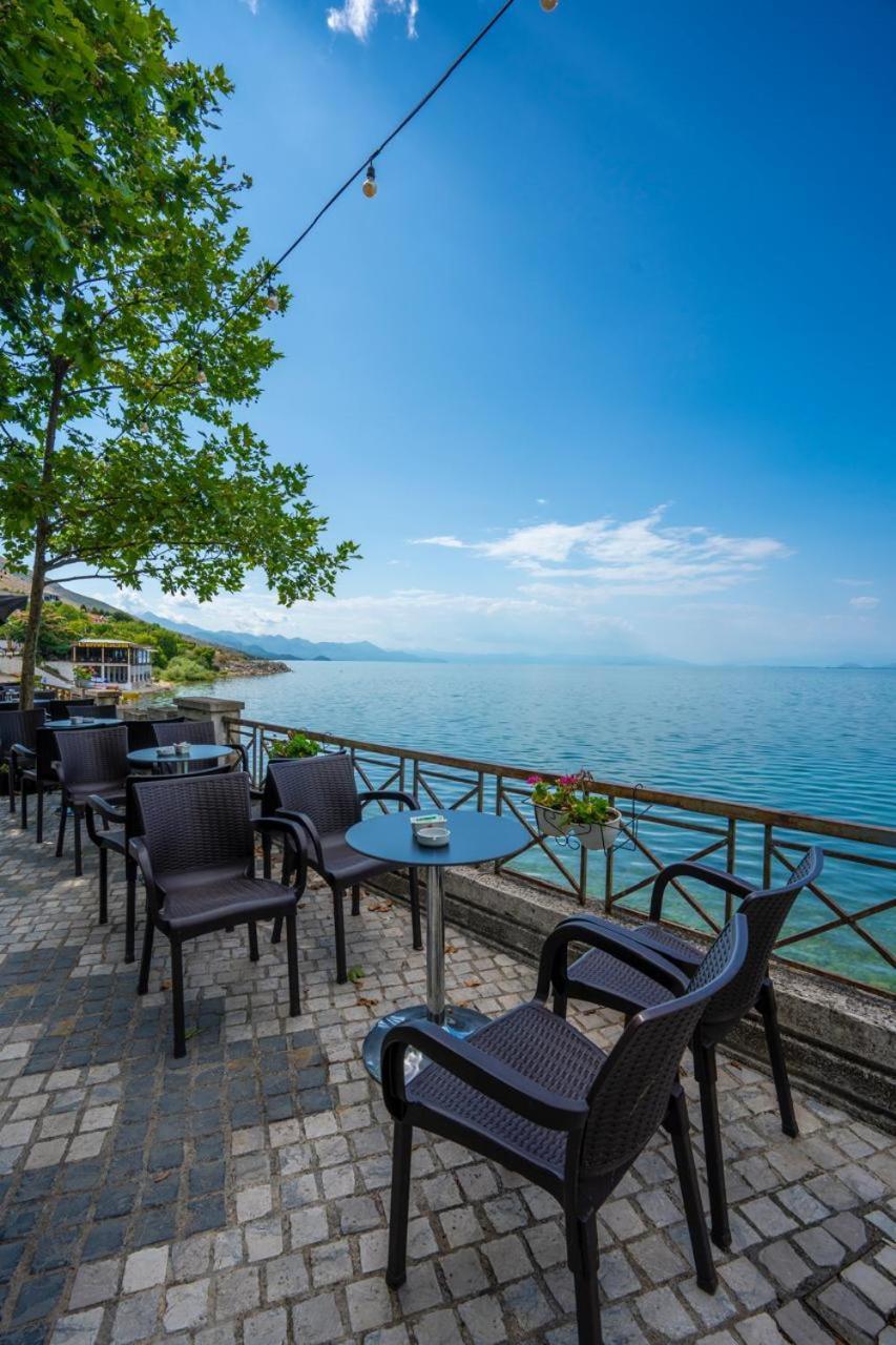 Hotel Piccolino Shkodër Exteriör bild
